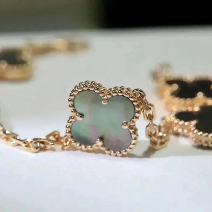 [⭐Novea] CLOVER 5 MOTIF GRAY MOP BRACELET COLLECTION