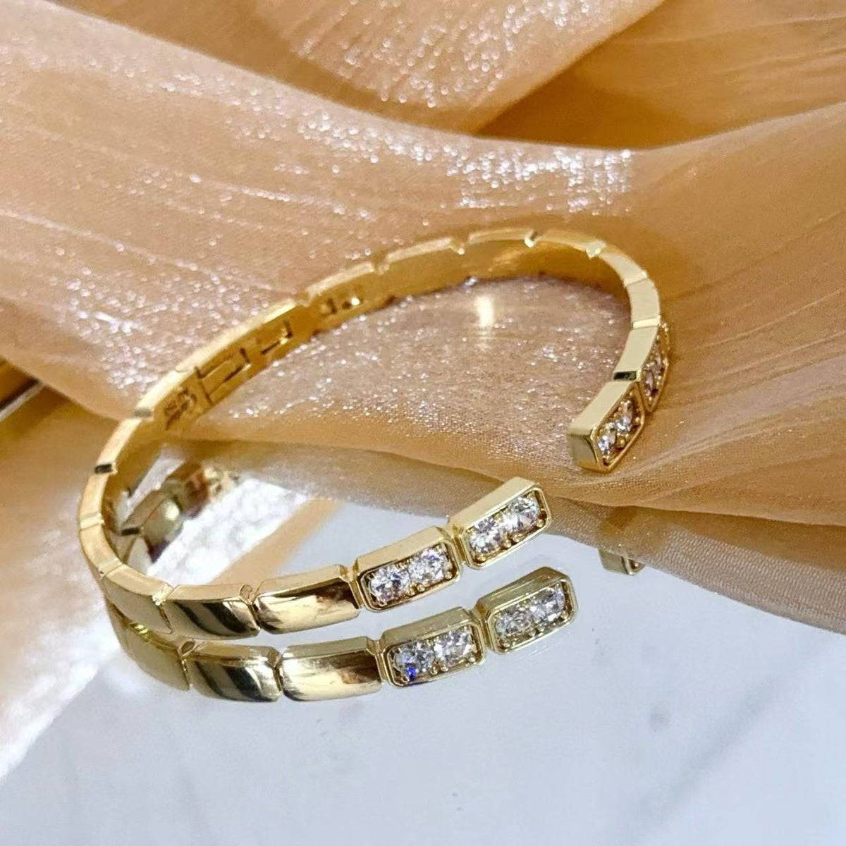 [⭐Novea jewelrys]LOVE DIAMOND OPEN  BRACELET