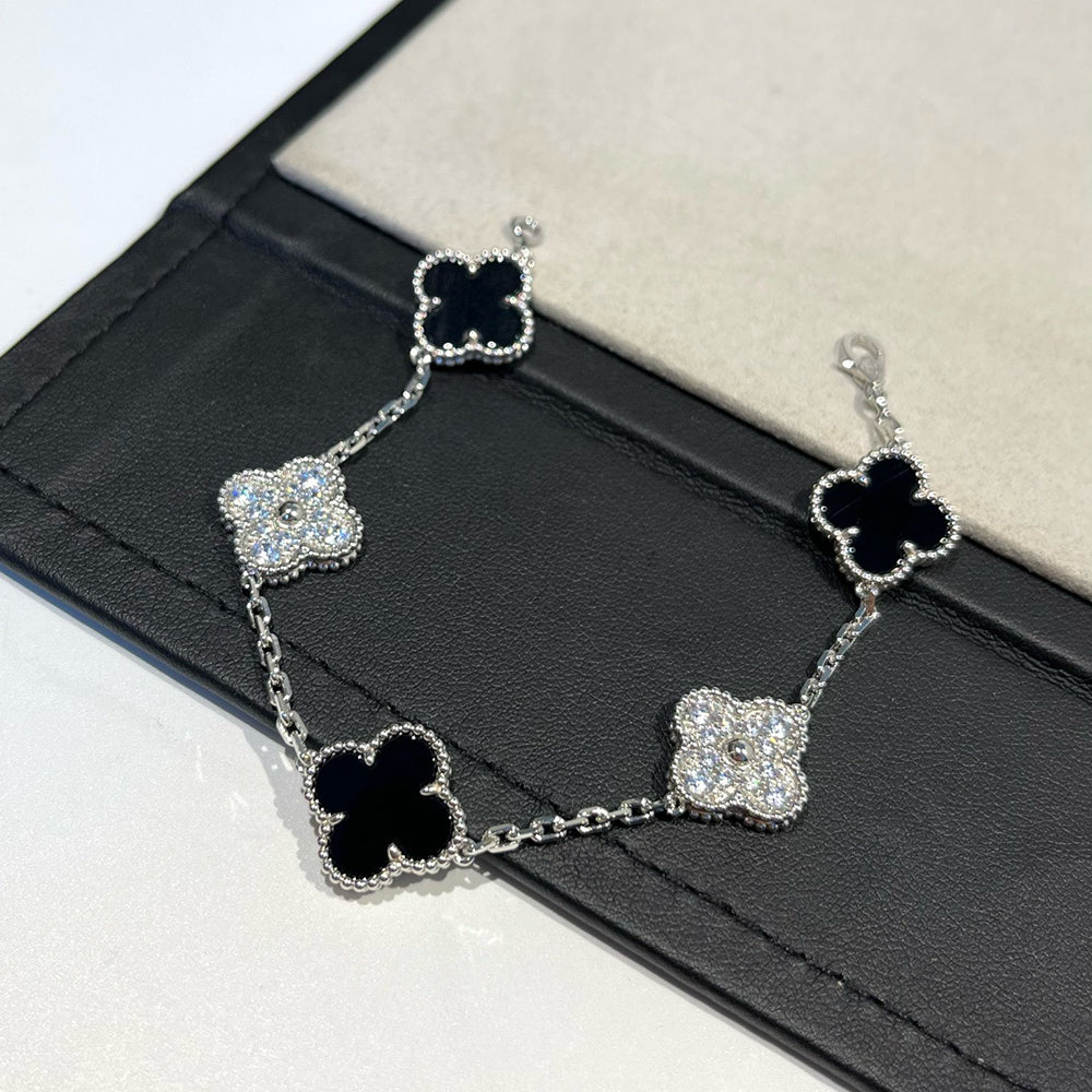[⭐Novea] CLOVER 5 MOTIF ONYXS BRACELET COLLECTION
