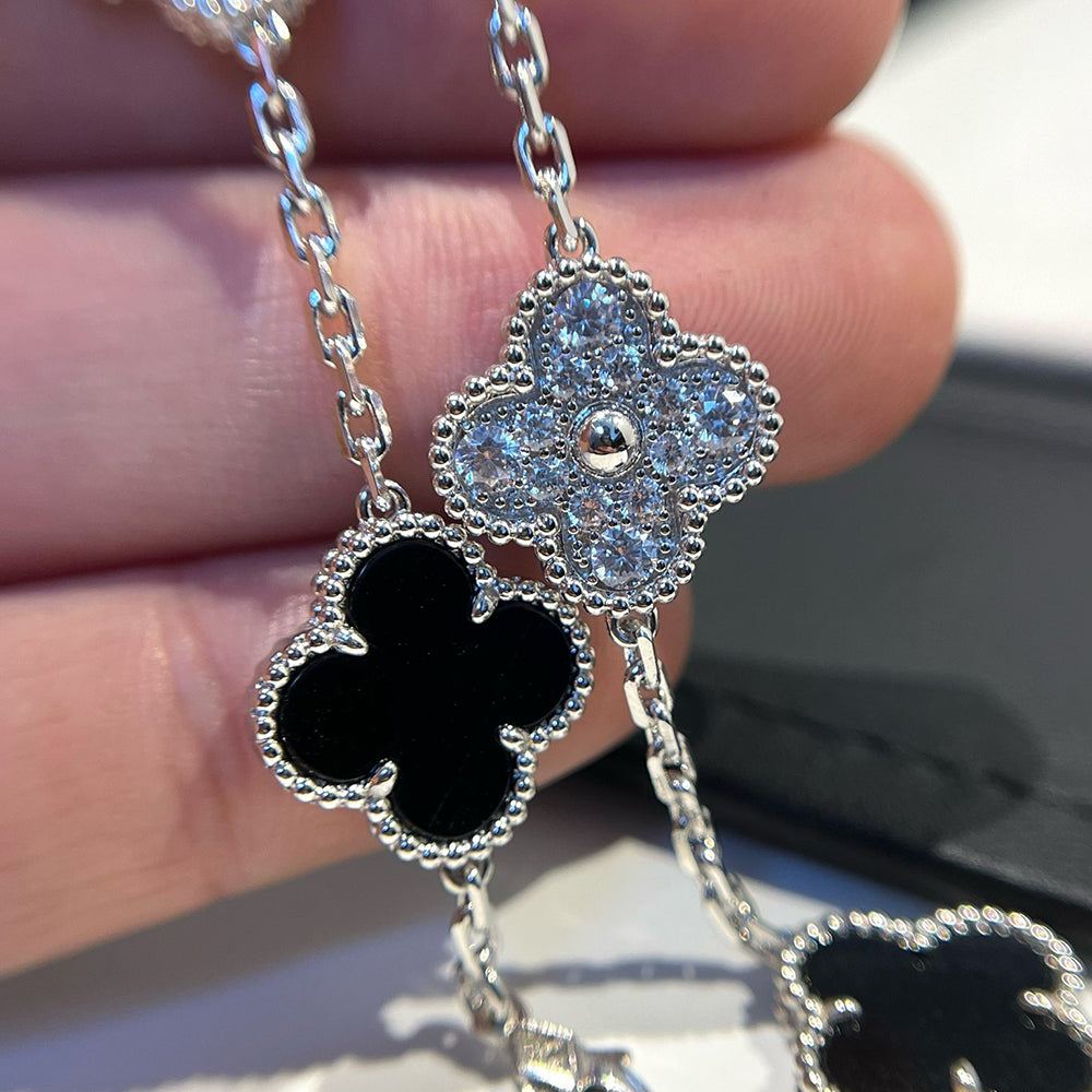 [⭐Novea] CLOVER 5 MOTIF ONYXS BRACELET COLLECTION