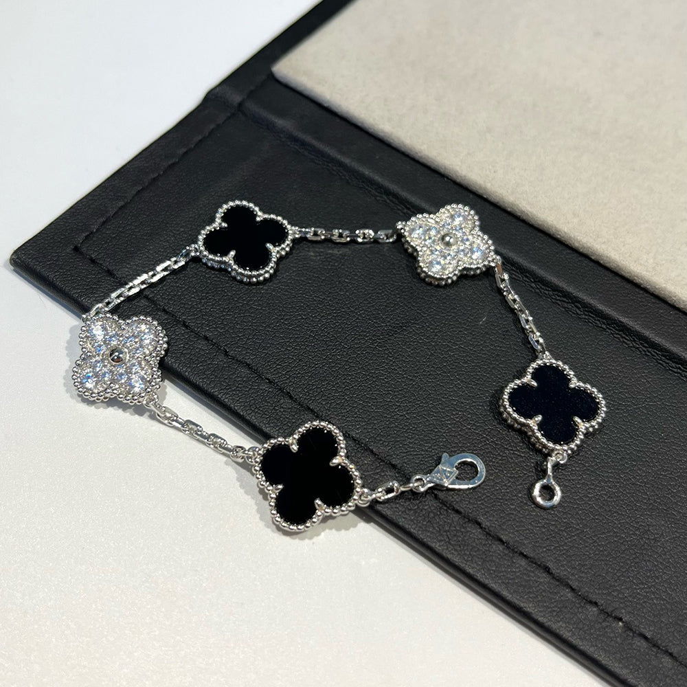 [⭐Novea] CLOVER 5 MOTIF ONYXS BRACELET COLLECTION