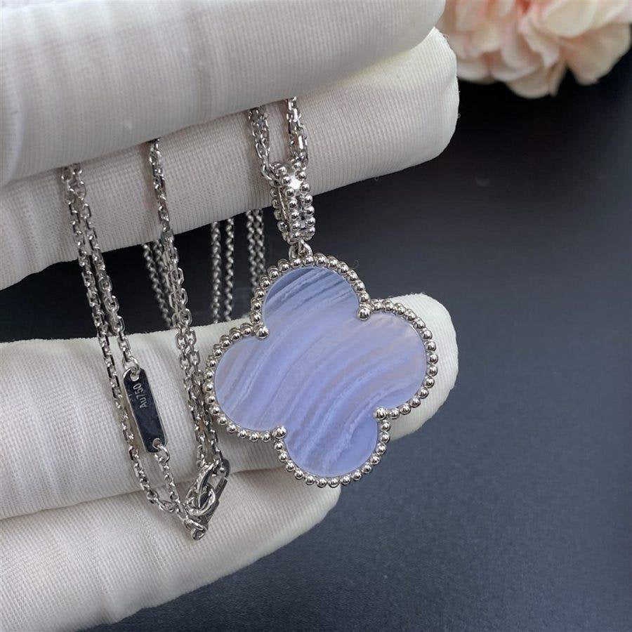 [⭐Novea]CLOVER SILVER CHALCEDONY BIG CLOVER NECKLACE