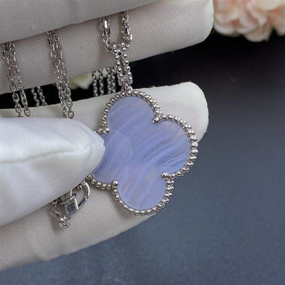 [⭐Novea]CLOVER SILVER CHALCEDONY BIG CLOVER NECKLACE