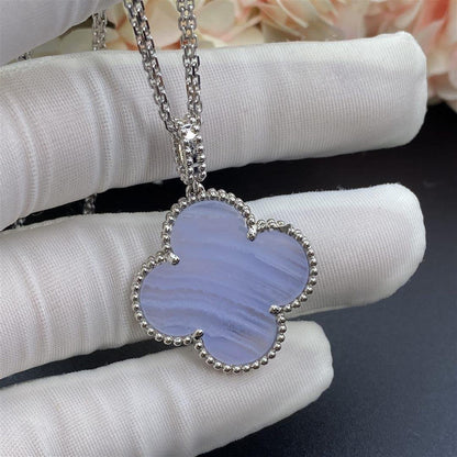 [⭐Novea]CLOVER SILVER CHALCEDONY BIG CLOVER NECKLACE