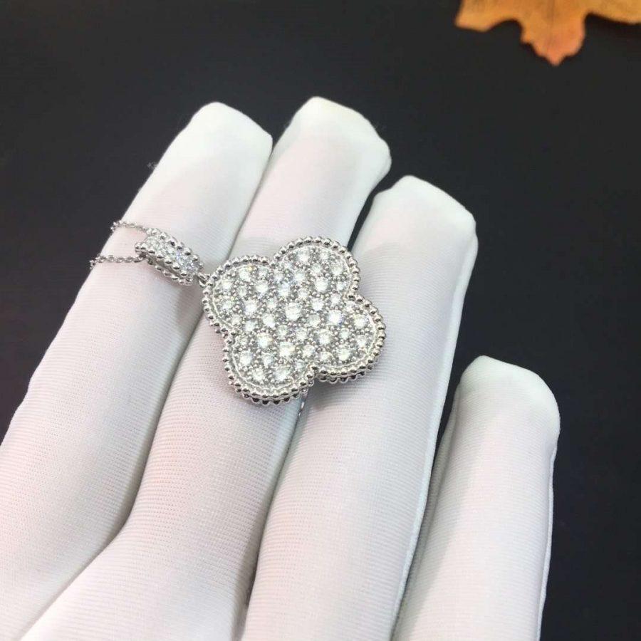 [⭐Novea]CLOVER 25MM SILVER FULL DIAMOND BIG CLOVER NECKLACE