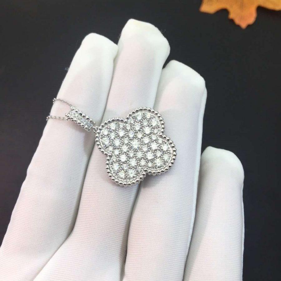 [⭐Novea]CLOVER 25MM SILVER FULL DIAMOND BIG CLOVER NECKLACE