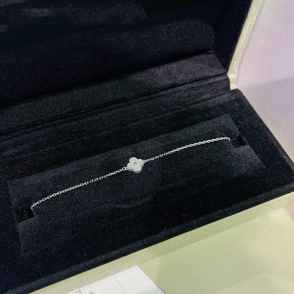 [⭐Novea]CLOVER  SINGLE FLOWER BRACELET SILVER