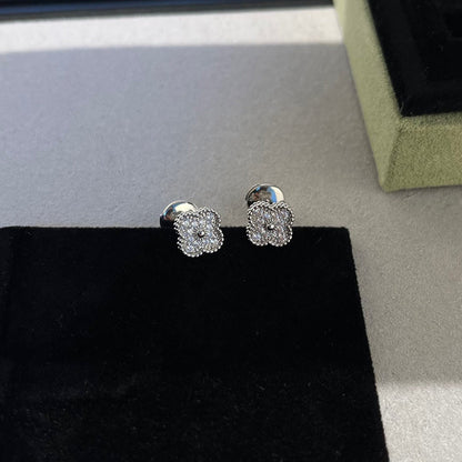 [⭐Novea]CLOVER MINI DIAMOND STUD EARRINGS